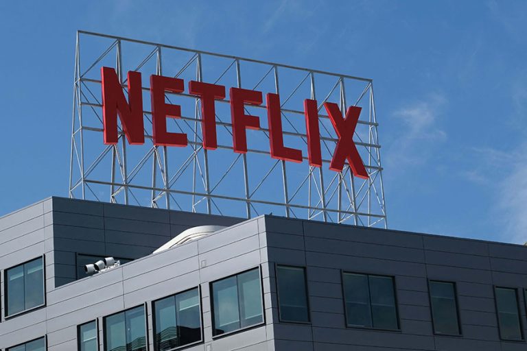 UBS Raises Price Target for Netflix to $560, Maintains Buy Rating